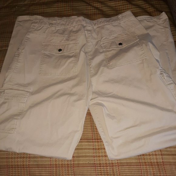 🌺NAUTICA Pants - Picture 3 of 3